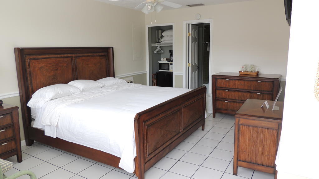Hotel Caribbean Shores Waterfront Jensen Beach